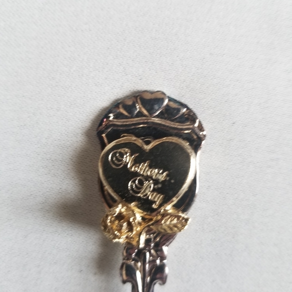 Candis Silverplated Mother's Day Vintage Collectible Spoon with Heart and Rose - Picture 3 of 6